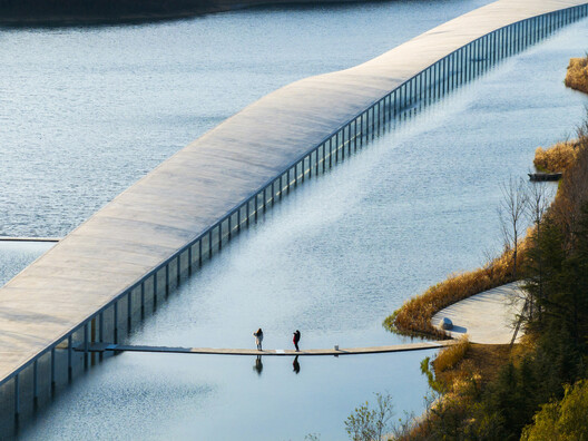 Domar la naturaleza: cómo la arquitectura está redefiniendo su relación con el medio ambiente - Imagen 5 de 28